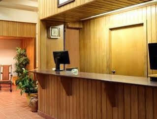 Super 8 By Wyndham Cortez/mesa Area Motel